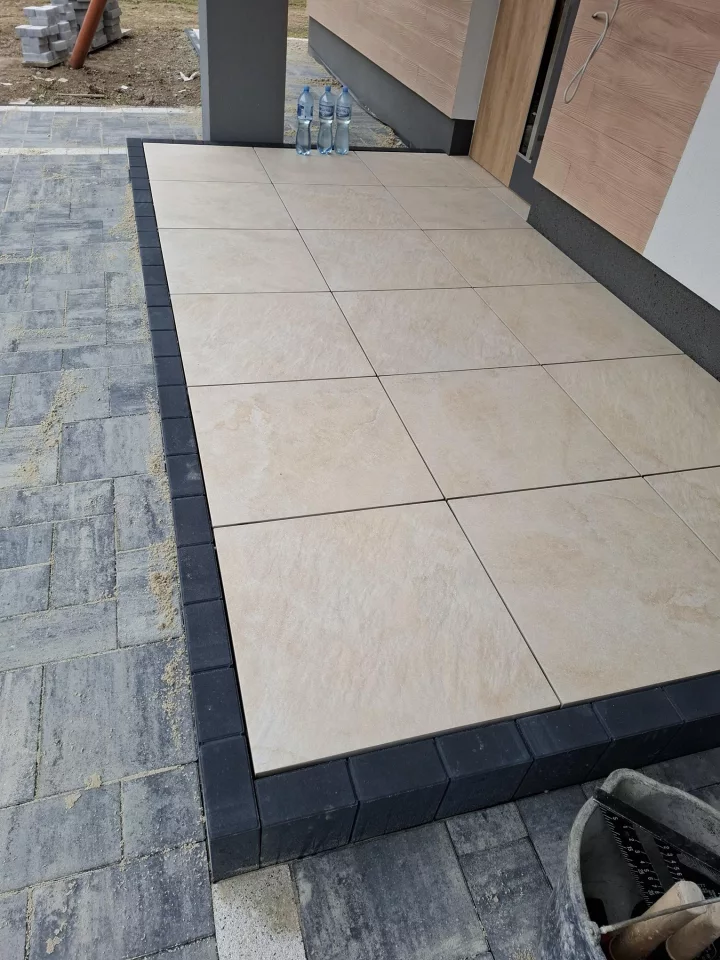 20240827_080402 (Copy)