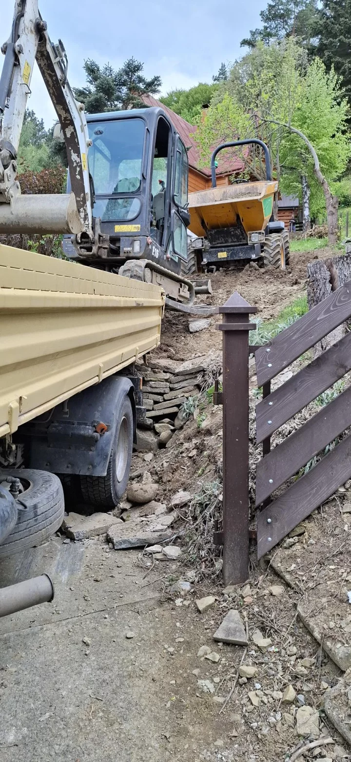 20250514_153509 (Copy)