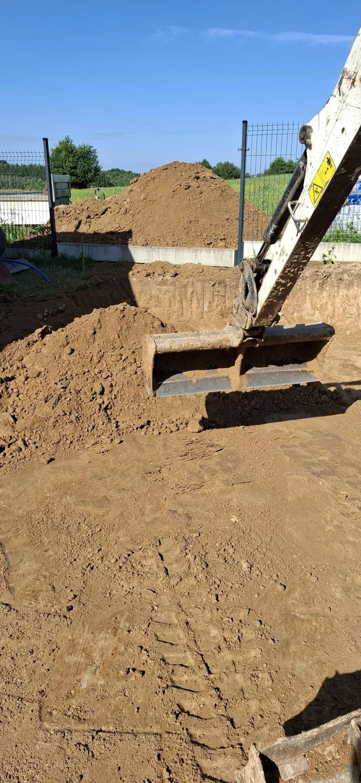 20250730_084648 (Copy)